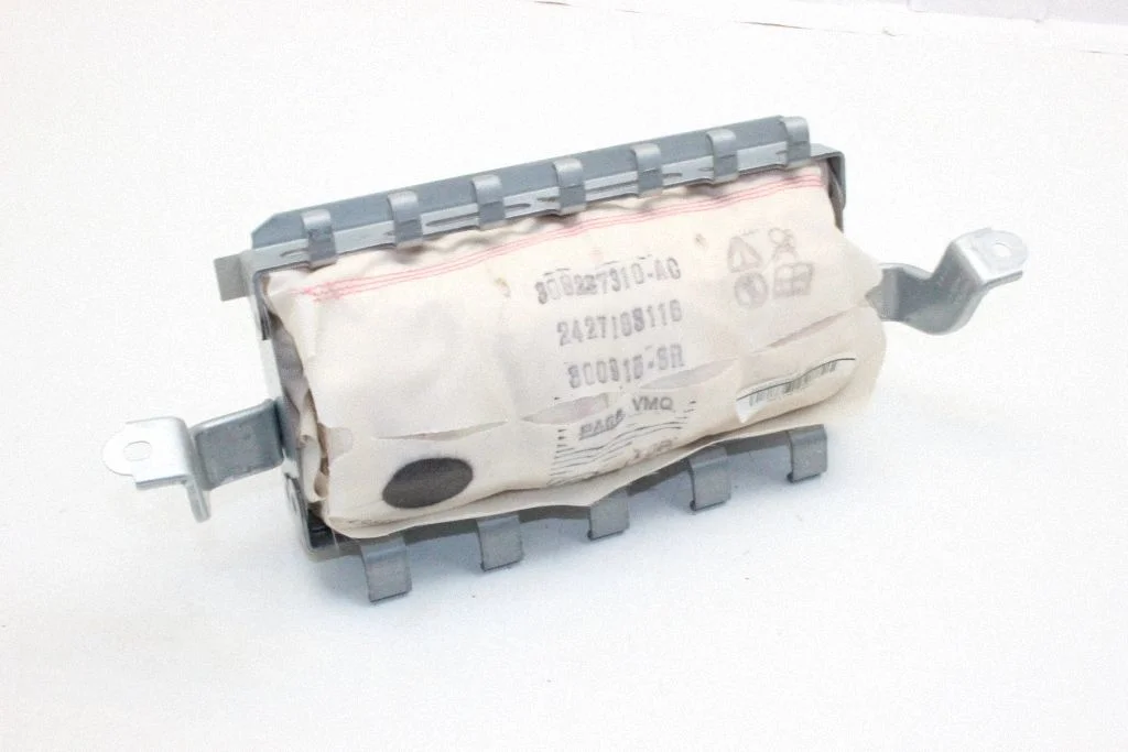 Passenger airbag – Nissan Qashqai (2014-2016)