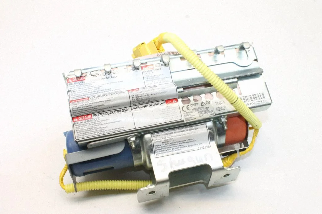 Kõrvalistuja turvapadi 1045554 – Mitsubishi Pajero Sport I (1996-2008)