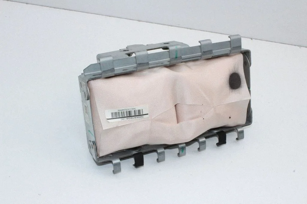 Pasažiera drošības spilvens – Nissan Juke I F15 (2010-2018)