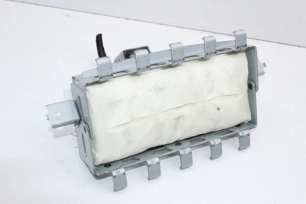 Passenger airbag – Nissan Leaf II (ZE1) (2017-2025)