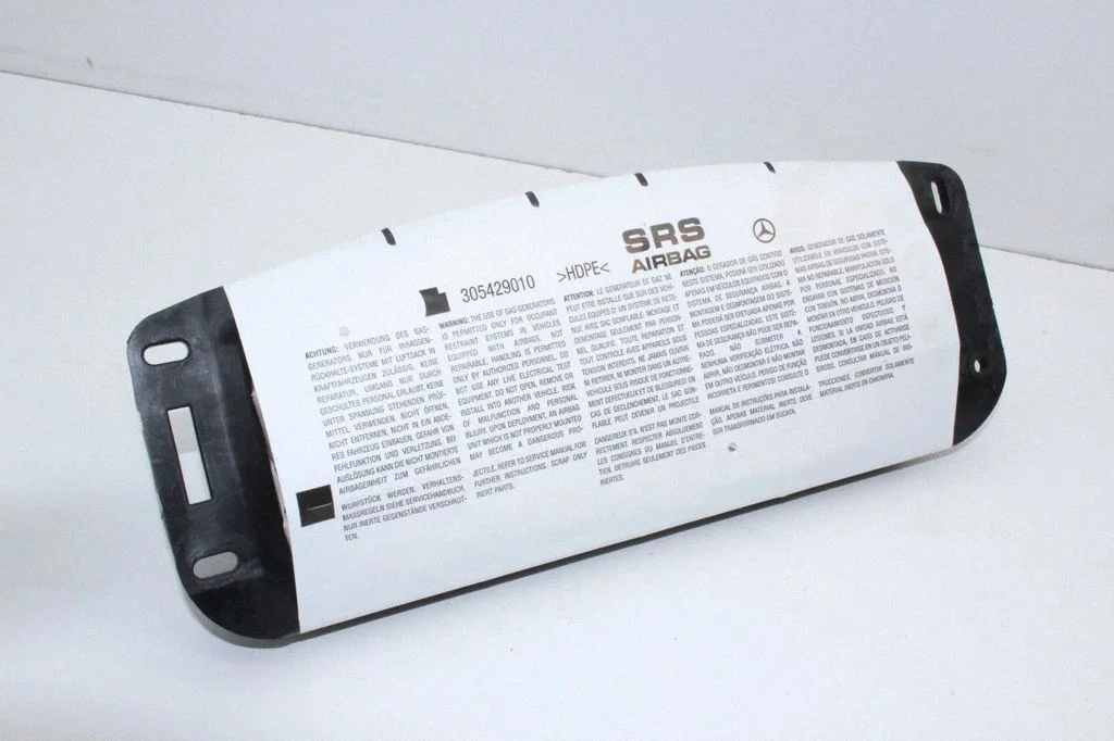 Pasažiera drošības spilvens – Mercedes-Benz C klase AMG W204 (2007-2014)