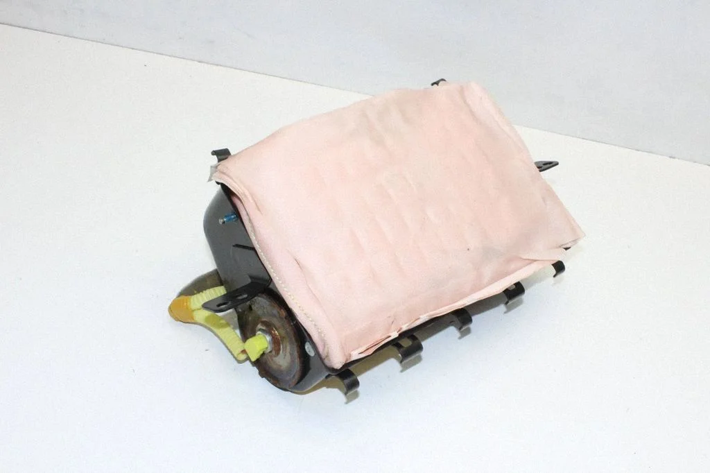 Pasažiera drošības spilvens – Lexus LS UCF30 (2001-2007)