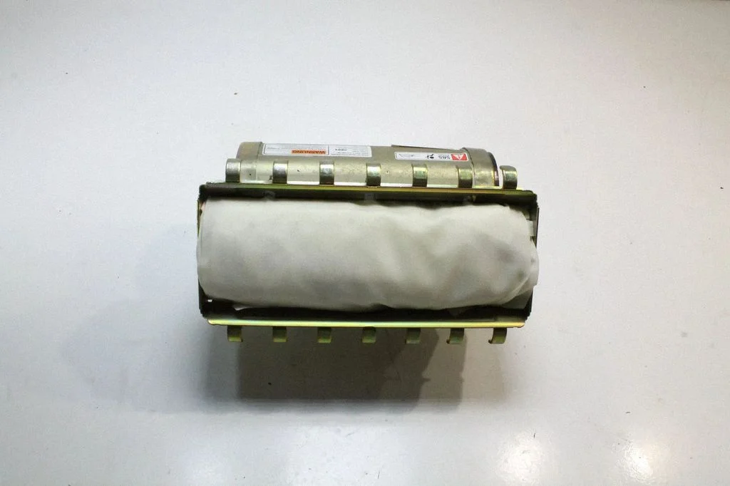 Passenger airbag – Honda Civic (2001-2005)