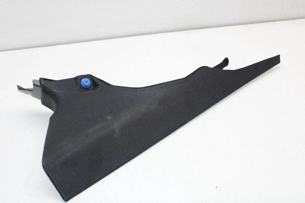 (C) pillar trim – BMW Series 4 M4 F82 F83 (2014-2020)