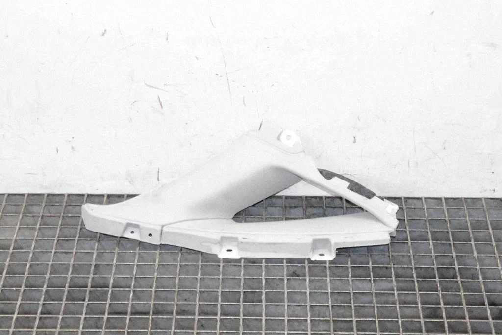 (C) pillar trim – Audi A8 S8 D4 4H (2010-2016)