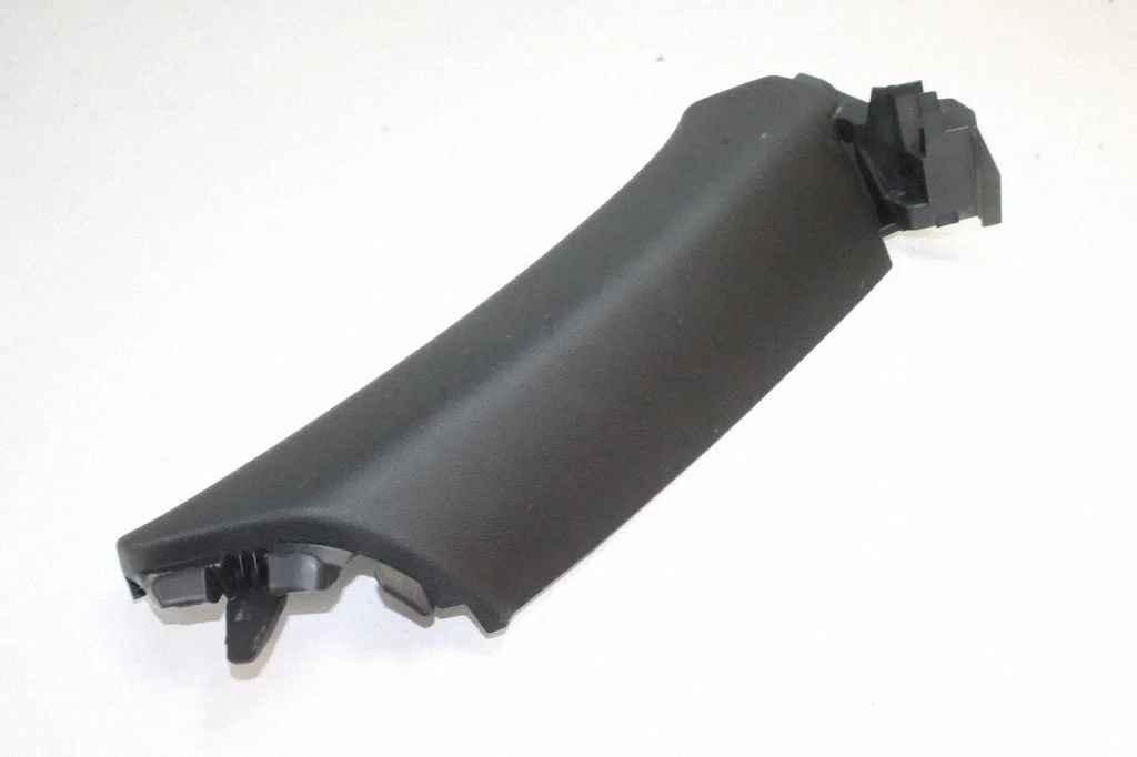 (C) pillar trim – Audi RS Q3 (2013-2018)