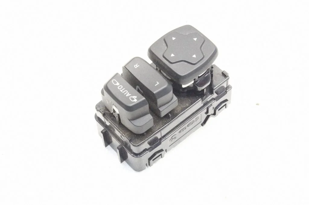 Wing mirror switch – Hyundai Kona I (2017-2023)