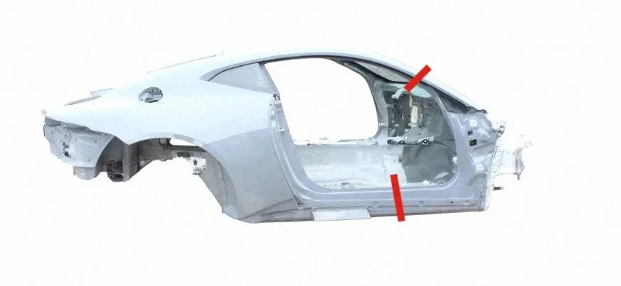 Esimene küljepaneel – Aston Martin Vantage IV (2018-), parem