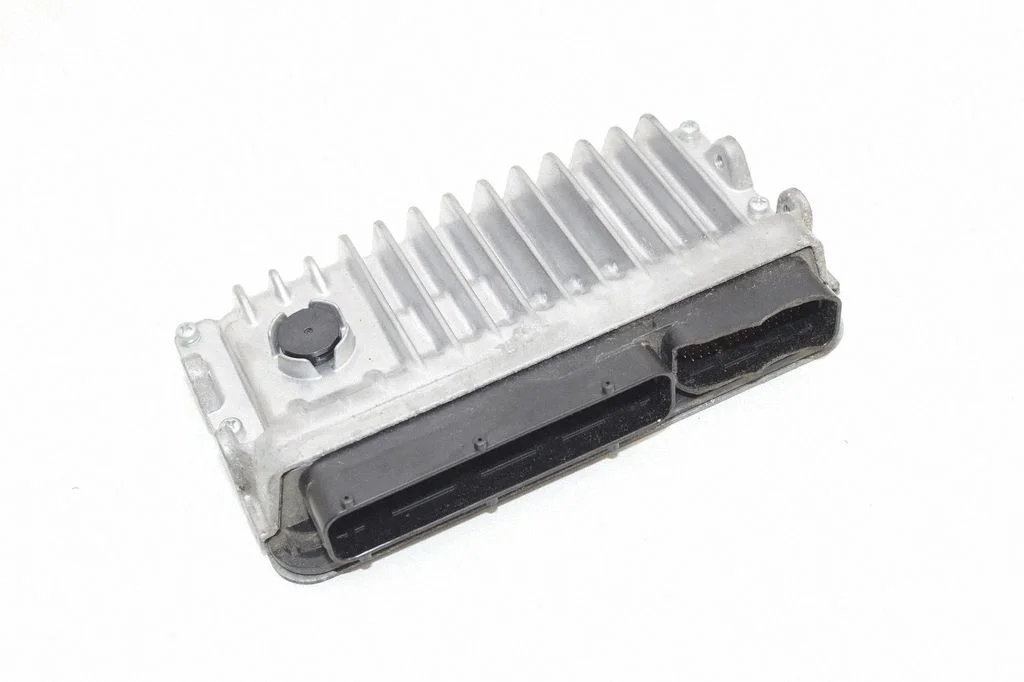 Mootori juhtplokk – Lexus GS 250 350 300H 450H (2013-)