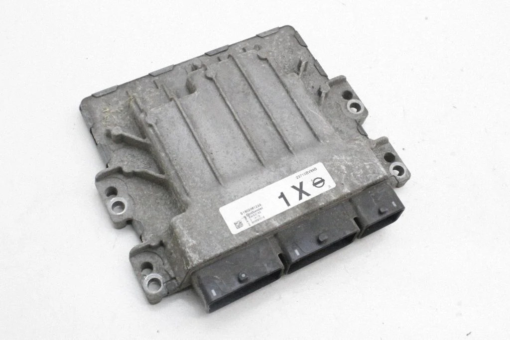 Engine control unit/module – Nissan Juke I F15 (2010-2018)