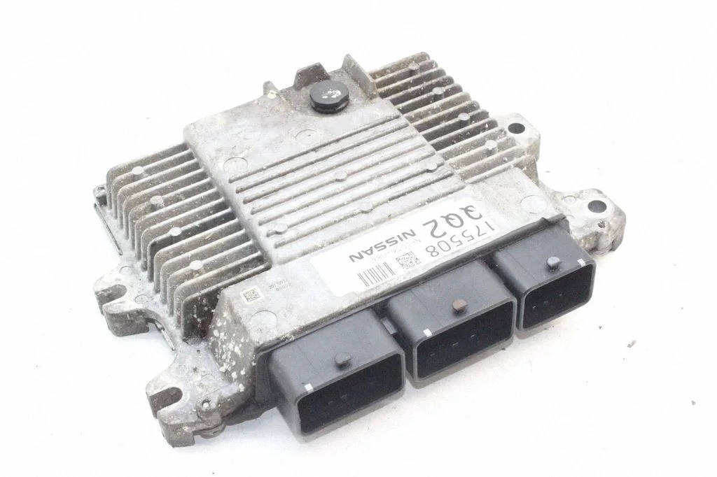 Engine control unit/module – Nissan Juke I F15 (2010-2018)