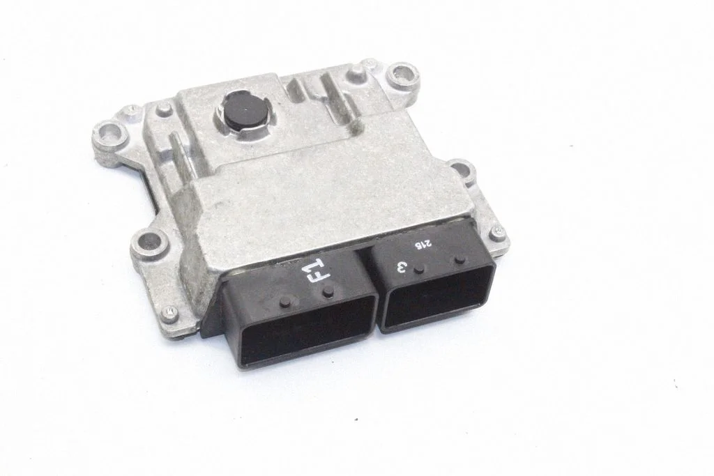 Engine control unit/module 3391076S0 – Suzuki SX4 S-Cross (2021-)