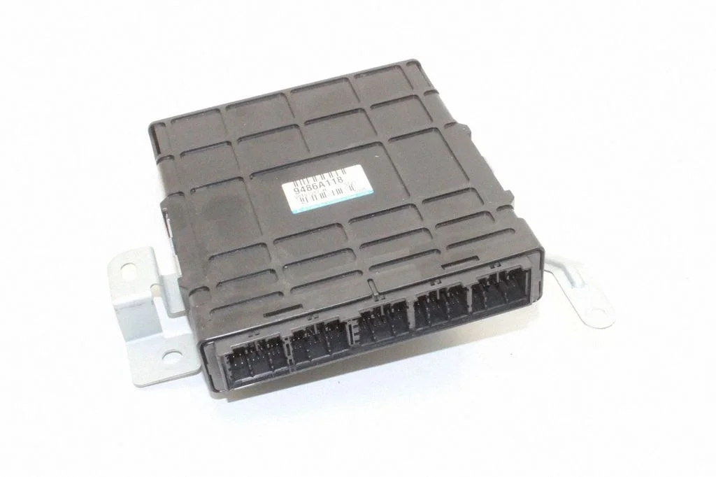 Dzinēja vadības bloks – Mitsubishi Outlander (2013-2021)