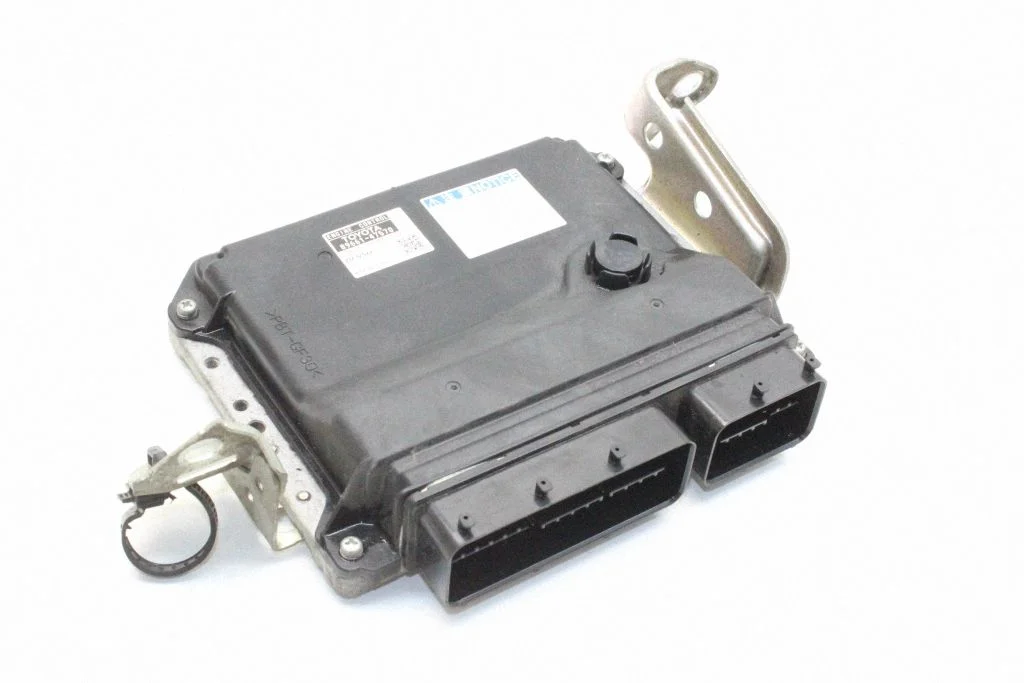 Engine control unit/module – Toyota Prius+ (ZVW40) (2011-2018)