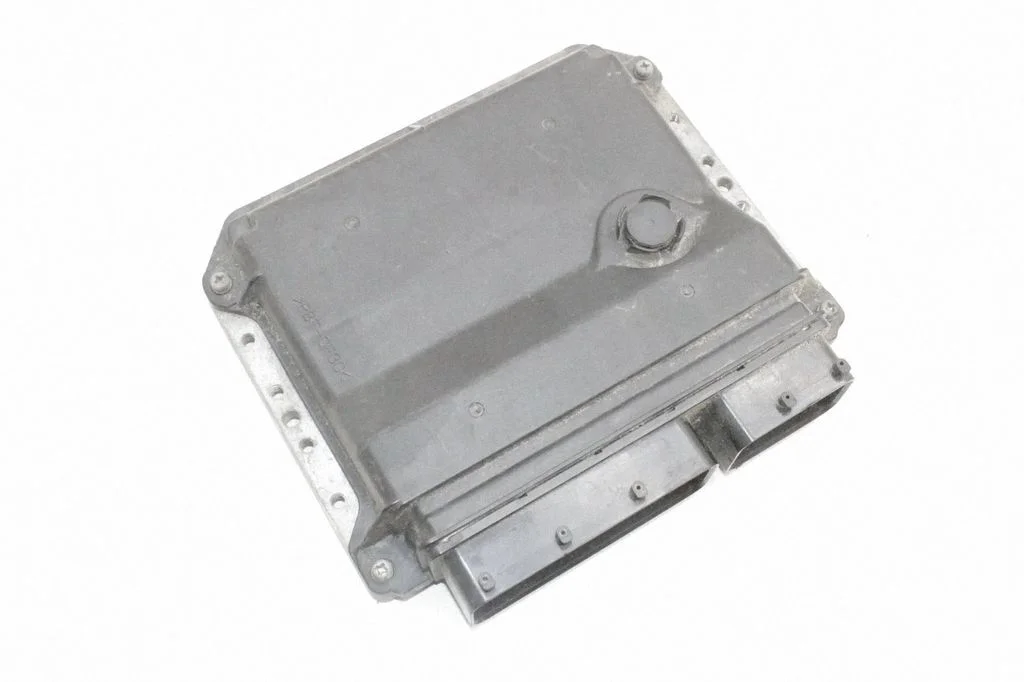 Dzinēja vadības bloks – Toyota Avensis T270 (2009-2012)