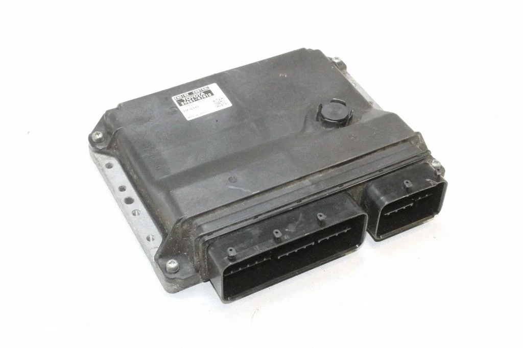 Engine control unit/module – Toyota Prius (XW30) (2009-2015)