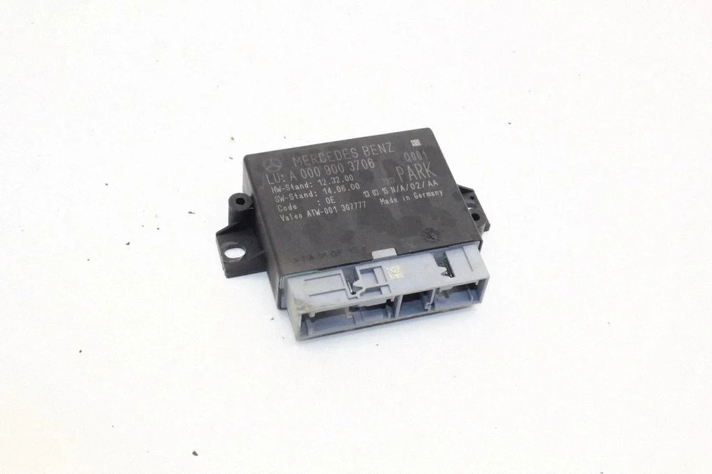 Parking PDC control unit/module – Mercedes-Benz E-Class W212 (2009-2016)