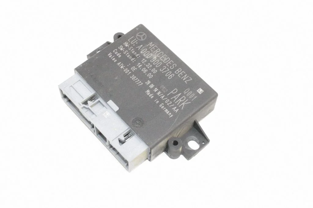 Parking PDC control unit/module – Mercedes-Benz E-Class C207 W207 (2009-2017)