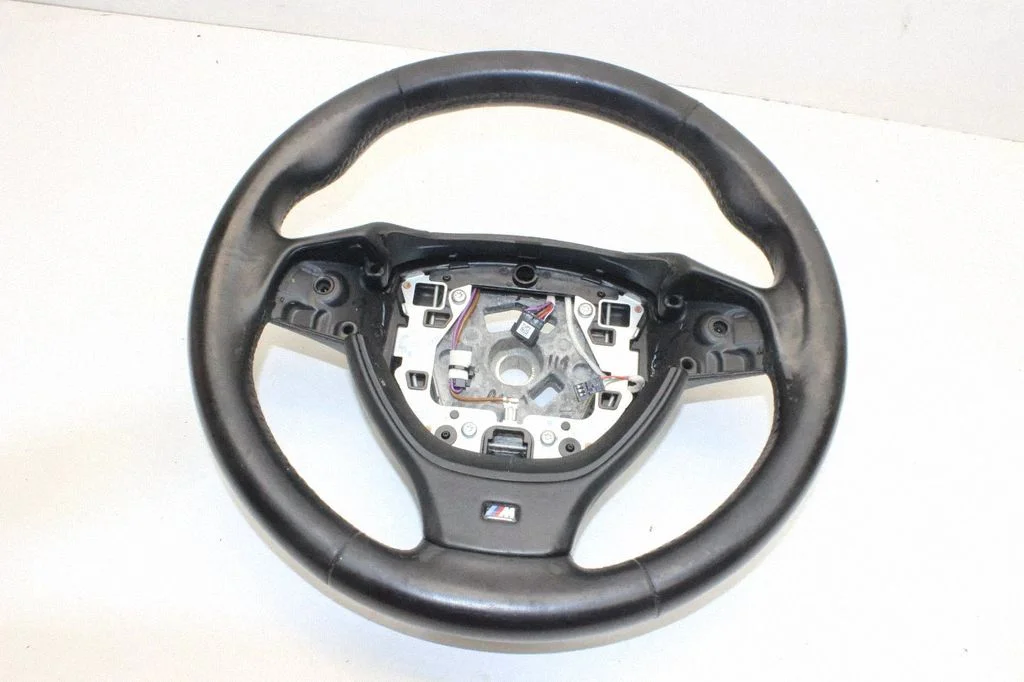 Steering wheel – BMW 7 Series F01 F02 F03 F04 (2008-2016)