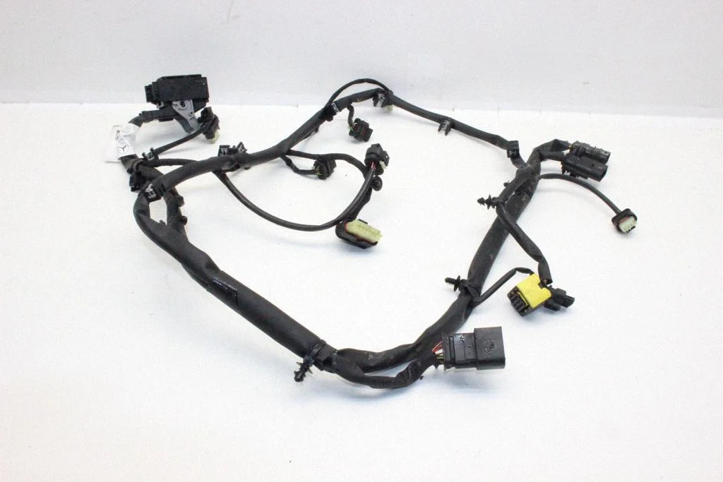 Mootori juhtmestik – Mercedes-Benz EQC (2019-)