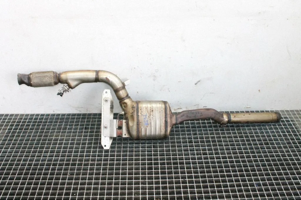 Muffler/silencer – Mercedes-Benz E-Class W212 (2009-2016)