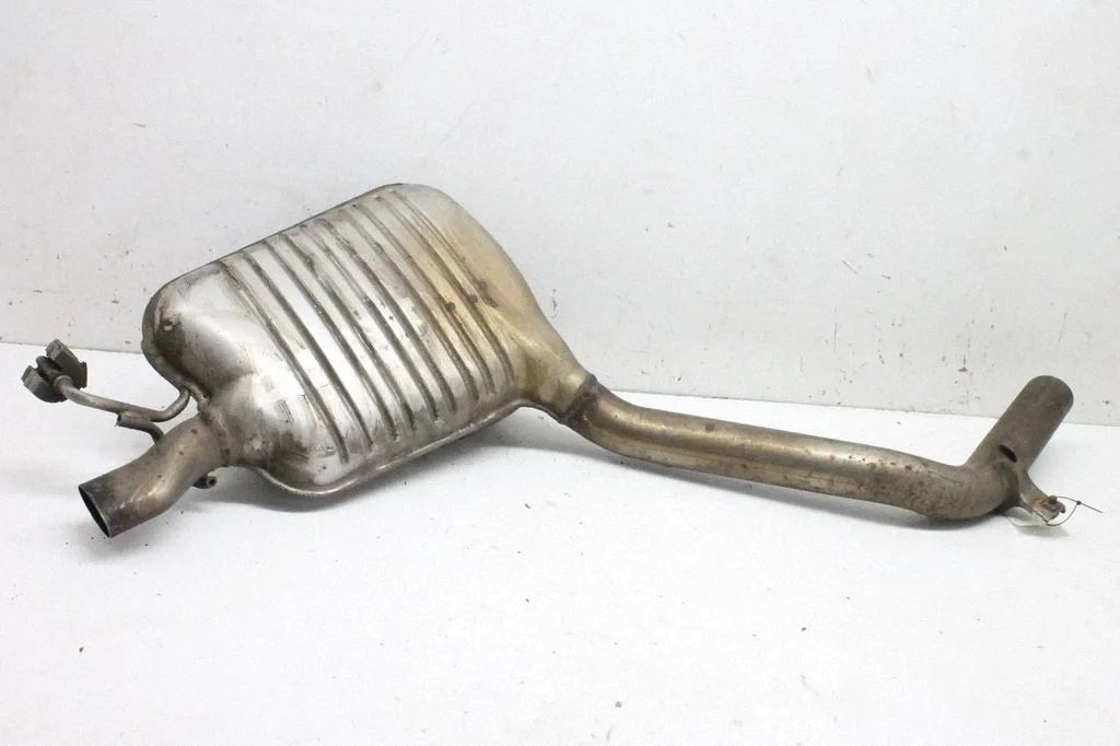 Muffler/silencer – Mercedes-Benz E-Class W212 (2009-2016)