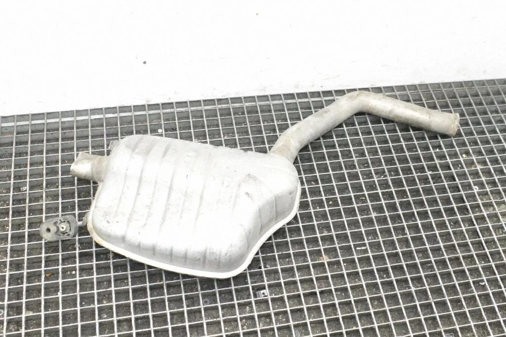 Muffler/silencer – Mercedes-Benz E-Class C207 W207 (2009-2017)