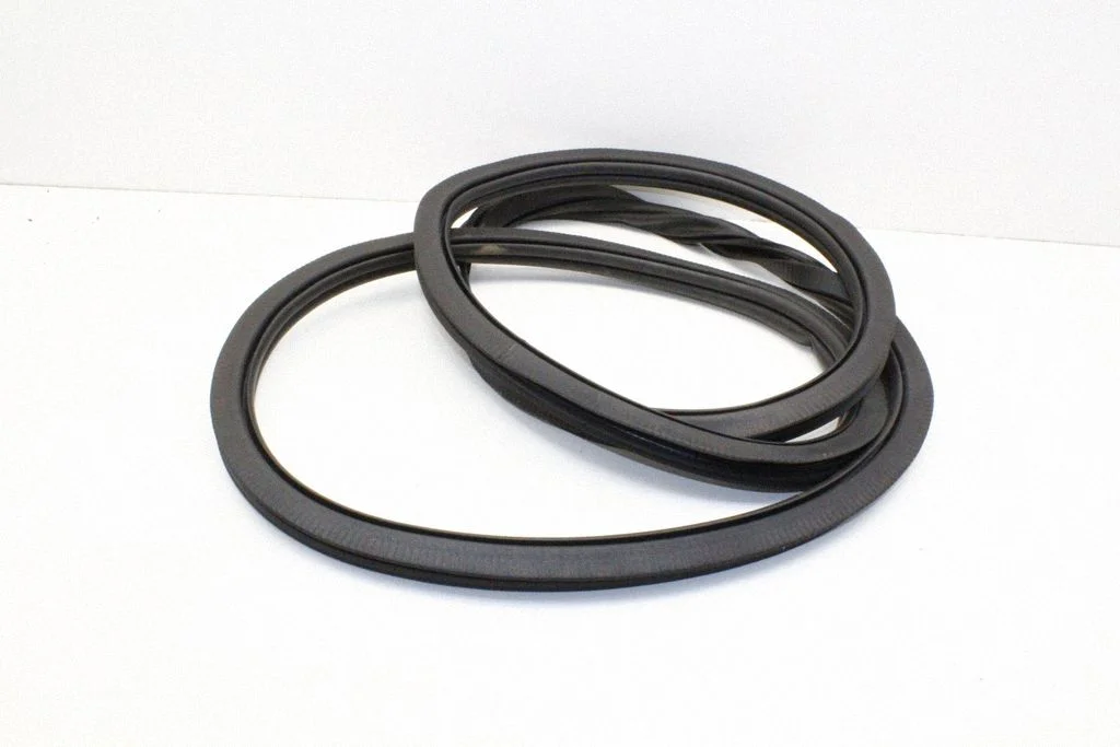 Rubber seal front door (on door) – Cupra Born (2021-)