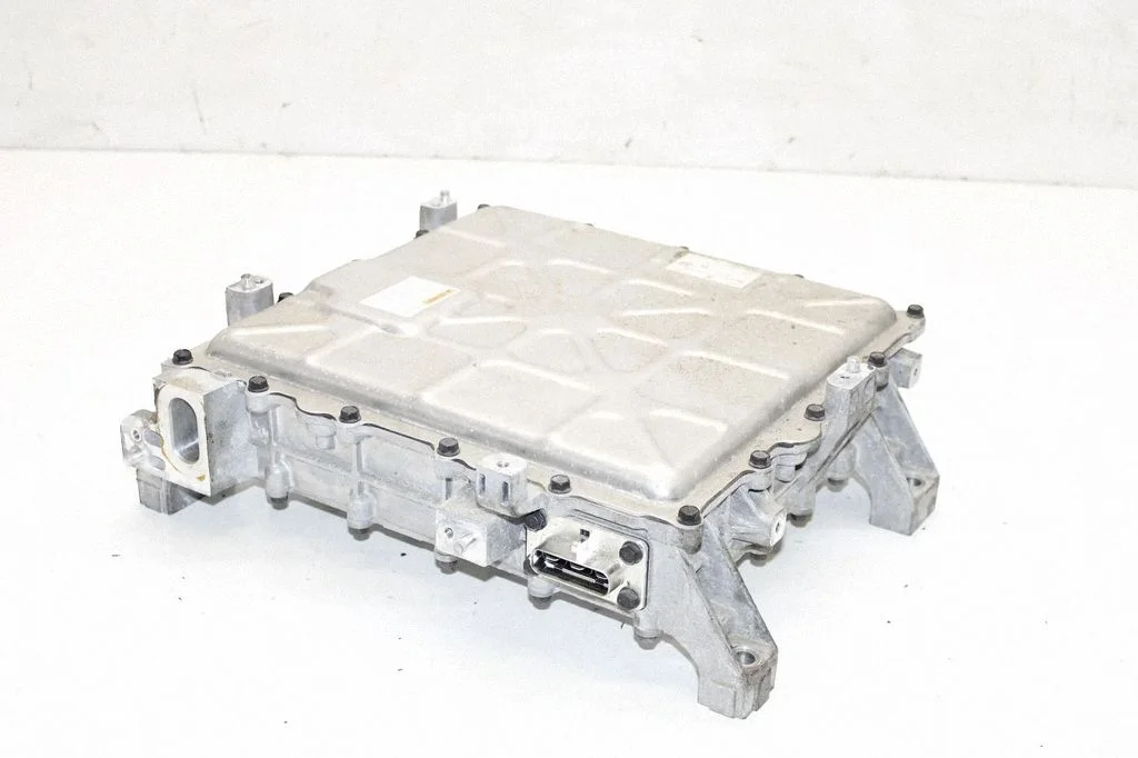 Voltage converter inverter – Hyundai Ioniq 5 (2021-)