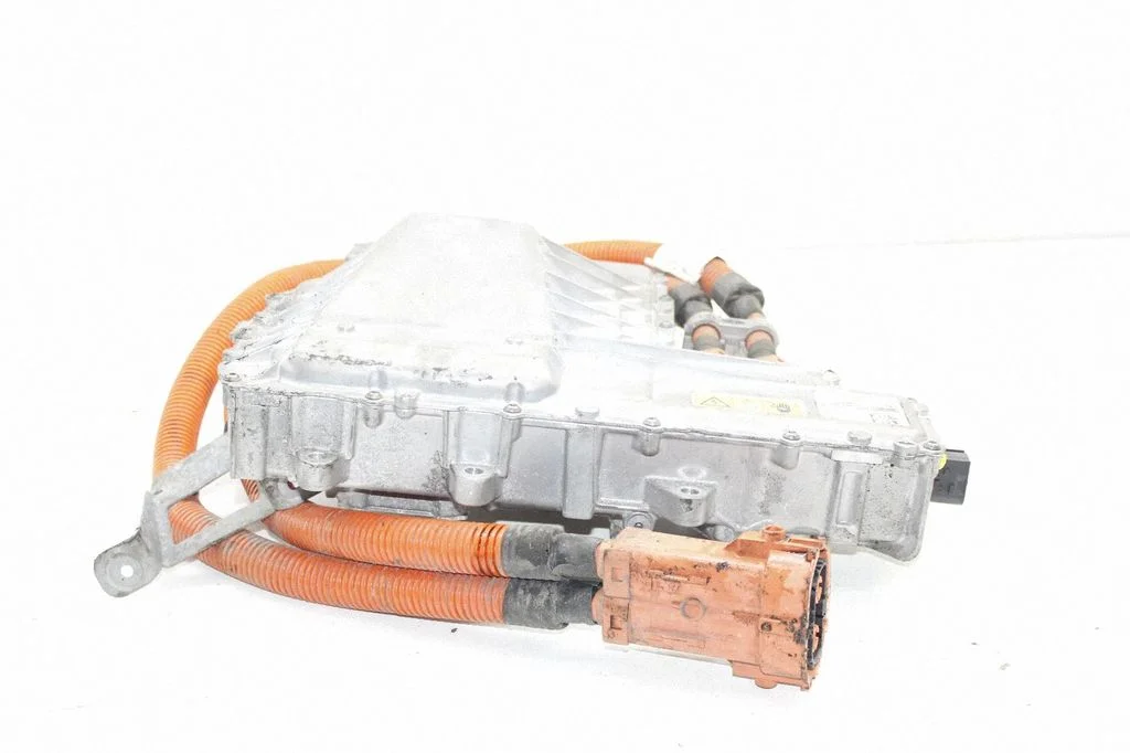 Voltage converter inverter – Mercedes-Benz EQC (2019-)