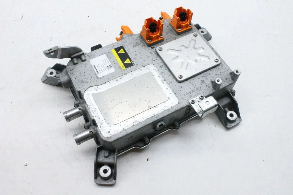 Voltage converter inverter – Polestar 2 (2020-)