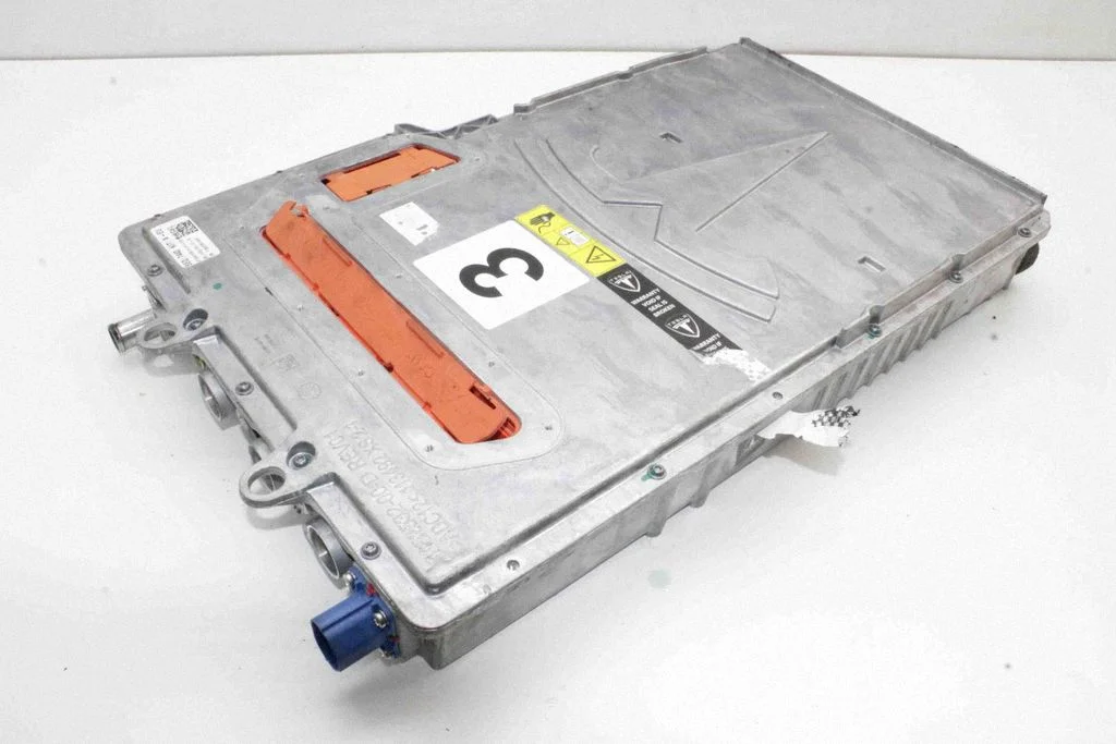 Invertors (sprieguma pārveidotājs) – Tesla Model X (2015-)