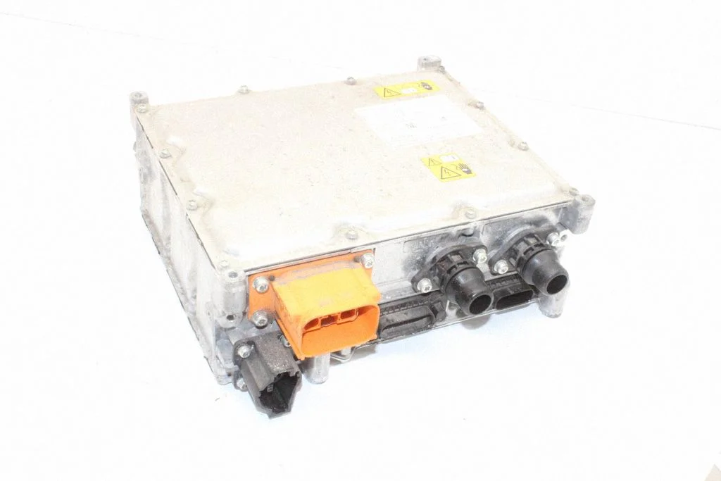 Invertors (sprieguma pārveidotājs) – Mercedes-Benz Sprinter W907 W910 (2018-)