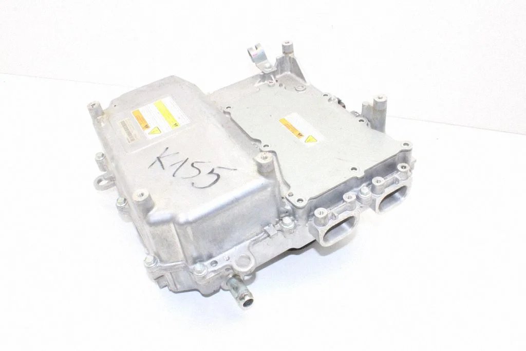 Przetwornica napięcia (inwerter) – Mitsubishi Outlander (2013-2021)