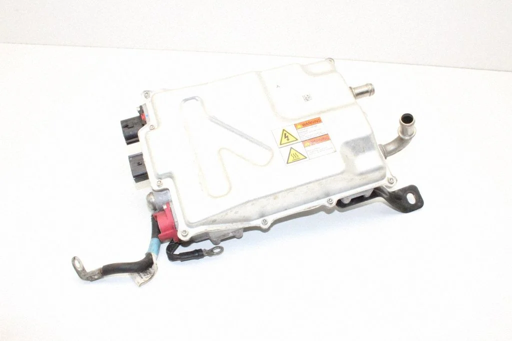 Inverter (pingemuundur) – Tesla Model S (2012-)