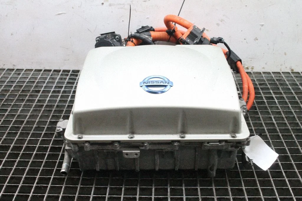 Invertors (sprieguma pārveidotājs) – Nissan Leaf I (ZE0) (2010-2017)