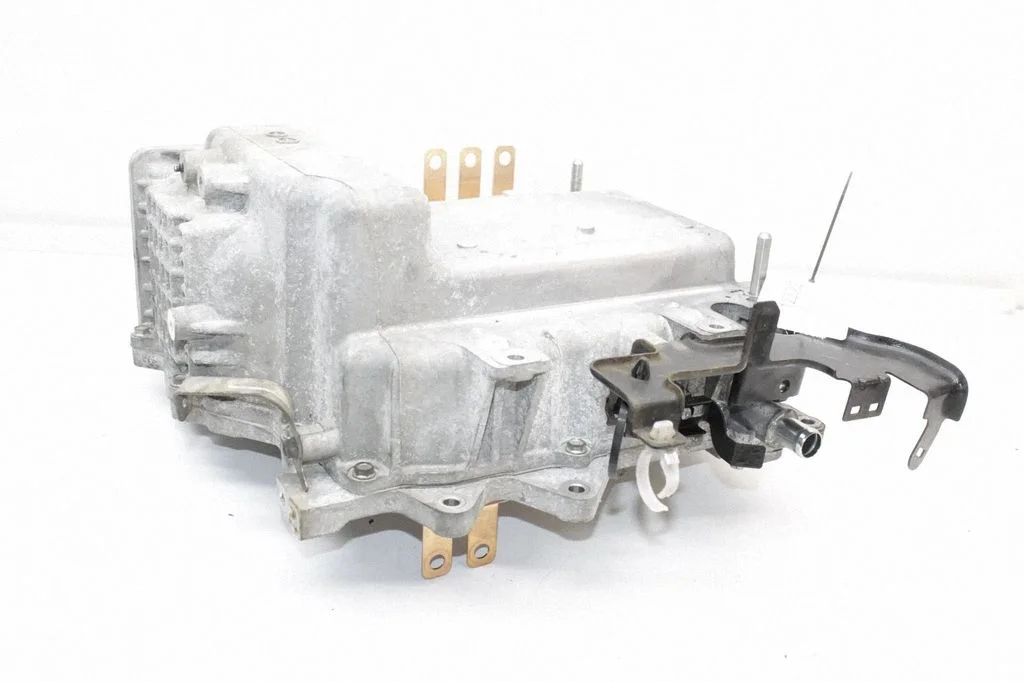 Invertors (sprieguma pārveidotājs) – Nissan Leaf I (ZE0) (2010-2017)