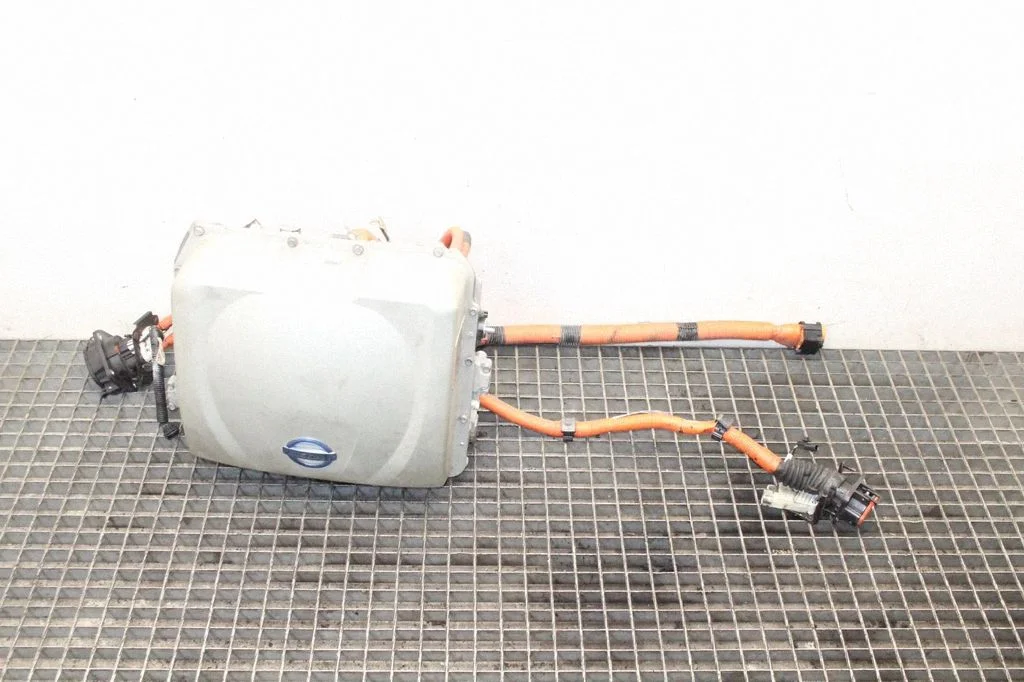 Invertors (sprieguma pārveidotājs) – Nissan Leaf I (ZE0) (2010-2017)