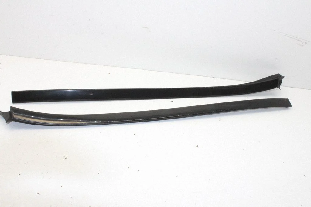 Windshield trim – Mercedes-Benz C-Class W205 (2014-2021)
