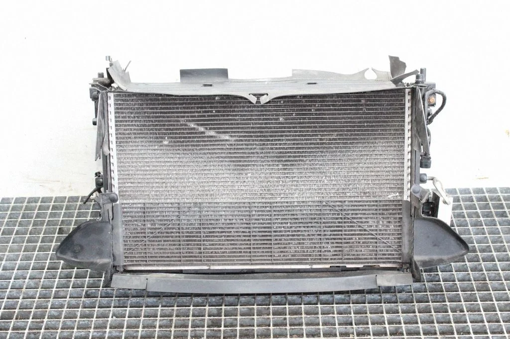 Radiatoru komplekts VA87ABL300