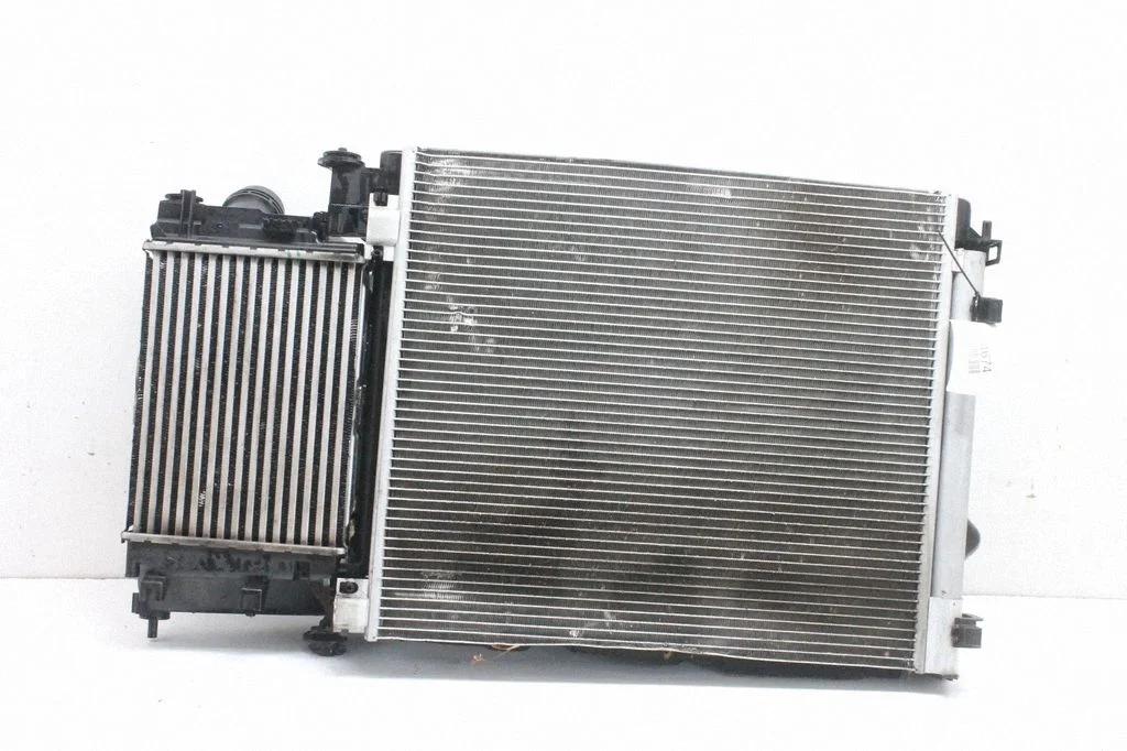 Chłodnice – komplet 214816UB0A