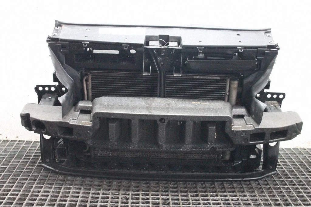 Radiaatorite komplekt 1K0121251DM – Volkswagen Touran II (2010-2016)