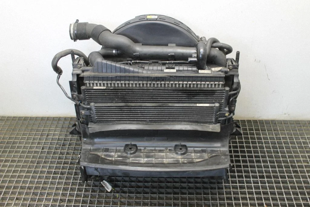 Radiatoru komplekts – Land Rover Range Rover Sport L320 (2005-2013)