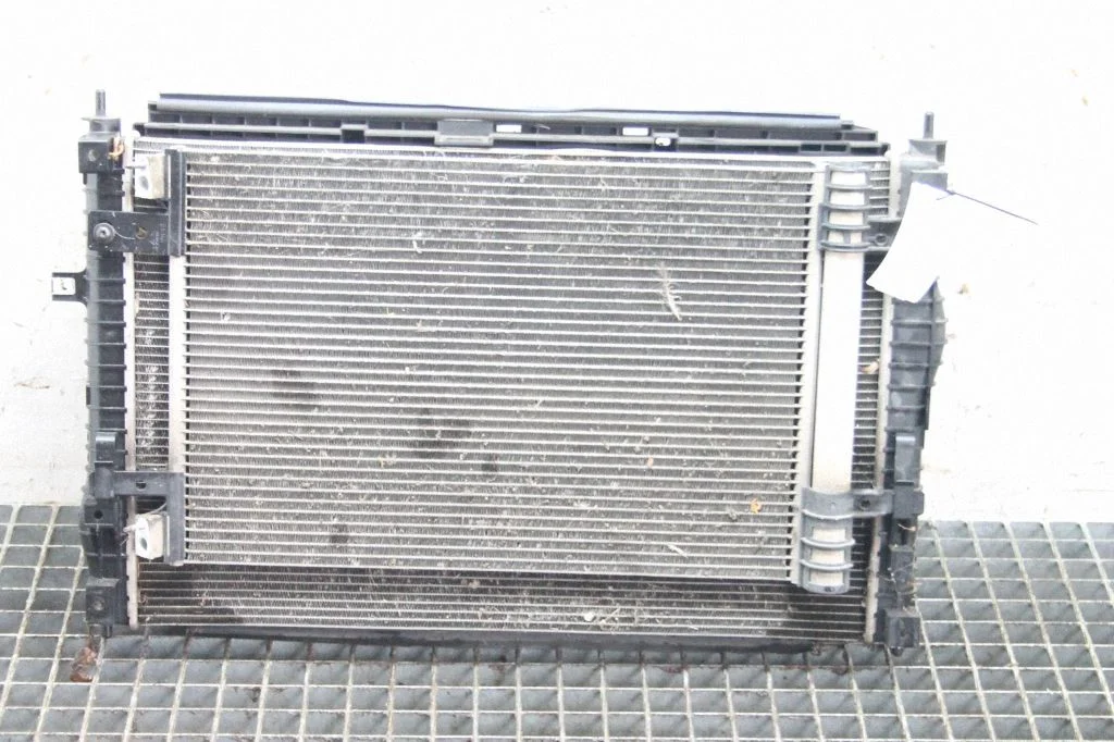 Radiatoru komplekts 9816746580