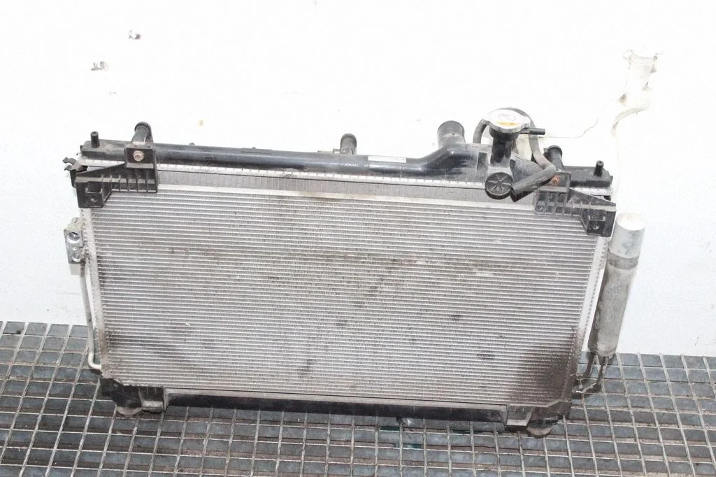Radiator set – Mitsubishi Outlander (2013-2021)
