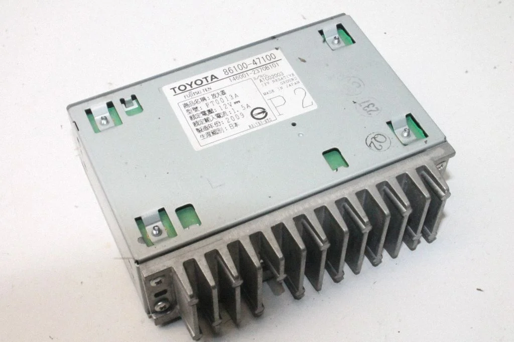 HiFi Audio sound control unit – Toyota Prius (XW30) (2009-2015)