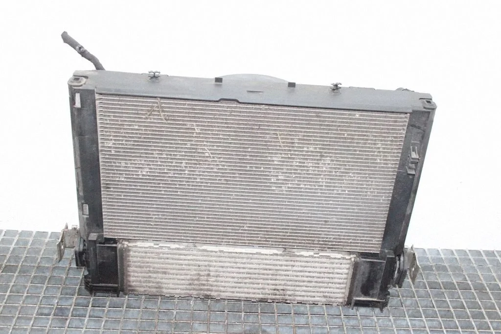 Radiaatorite komplekt – BMW 4-seeria F32 F33 (2013-2020)