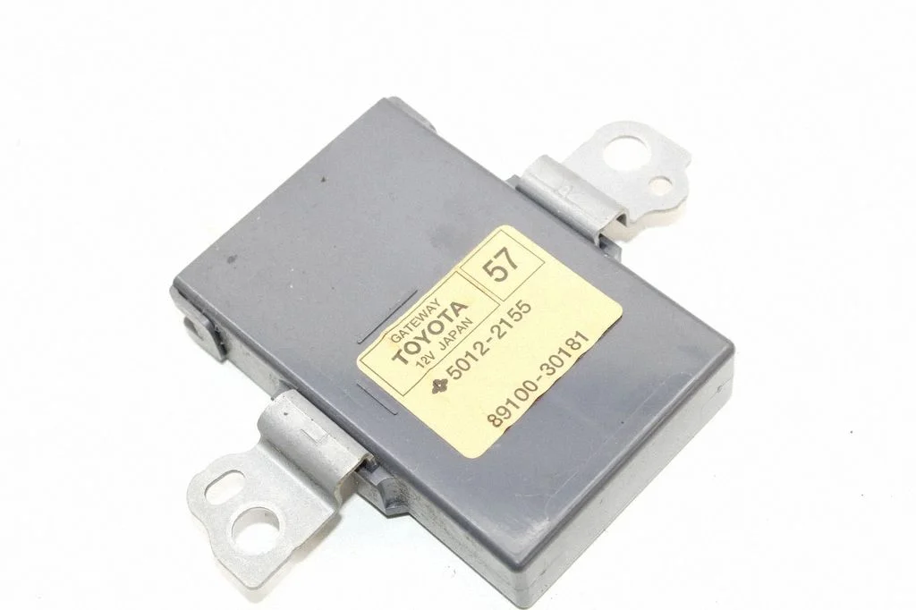 Gateway control module – Lexus GS 250 350 300H 450H (2013-)