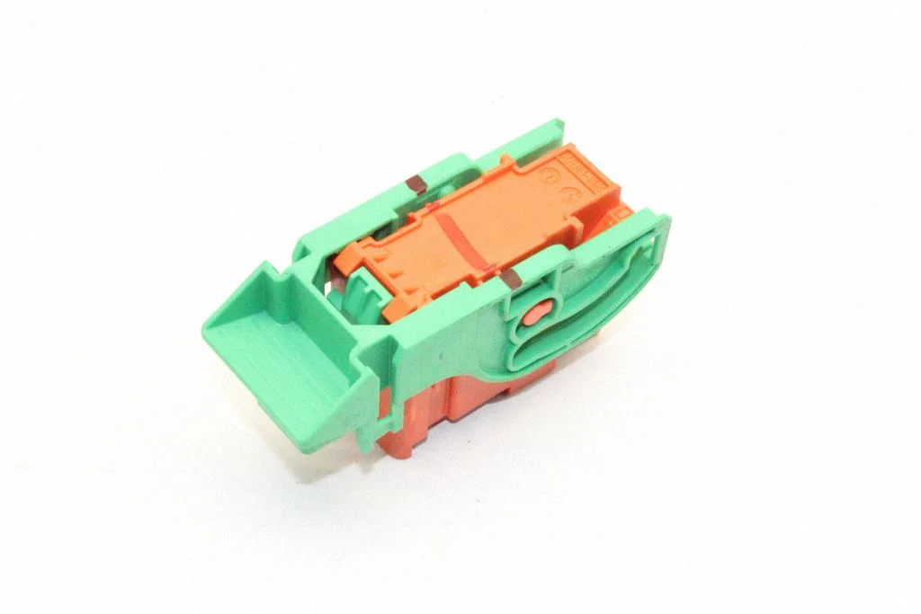 Aku kaitse (relee) – Mitsubishi Outlander (2013-2021)