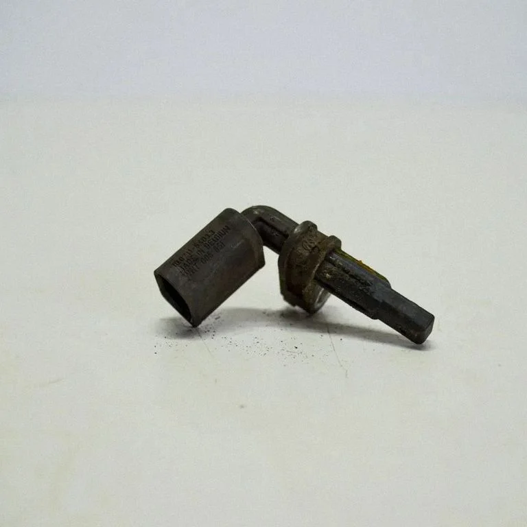 Esimene piduri ABS-andur – Volkswagen Touareg II (2010-2018)